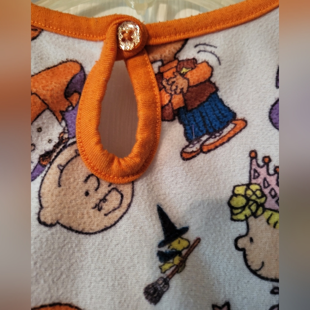 Peanuts Halloween Print Nightgown - Picture 6 of 6